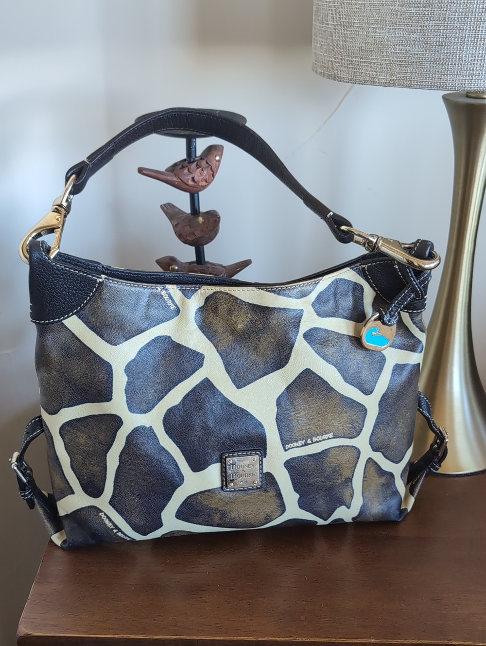 Dooney & Bourke Giraffe Pattern Shoulder Bag - Cream & Brown EUC 🦒Hobo Style
